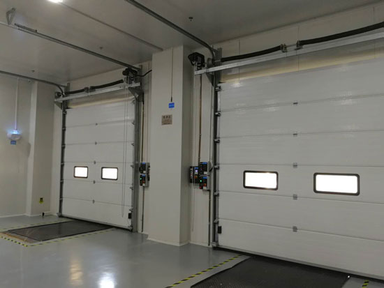 -18℃肉類冷庫(kù)設(shè)備施工費(fèi)用預(yù)算多少錢一平米,建設(shè)的標(biāo)準(zhǔn)有哪些?